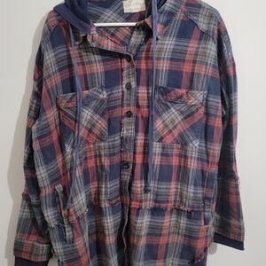 Oli & Hali Shacket Medium hooded